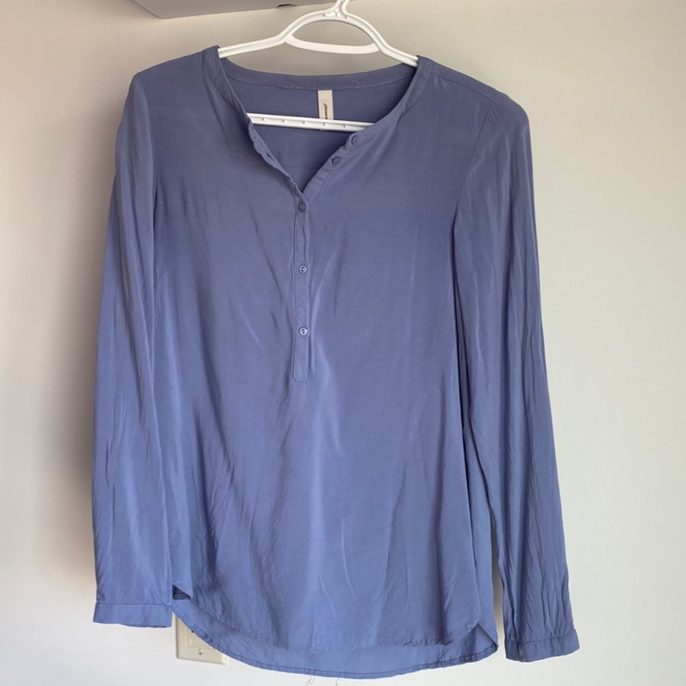Soyaconcept | Small periwinkle long sleeve button blouse